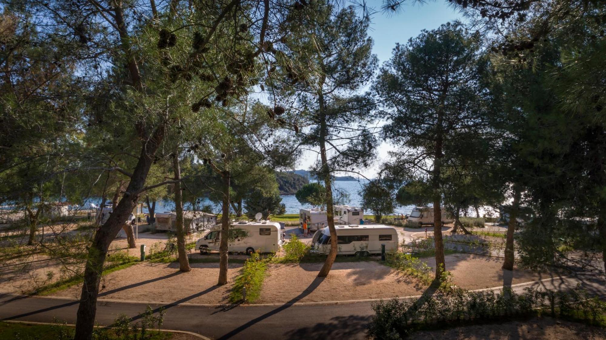 Maistra Camping Valkanela Pitches Funtana Exterior photo